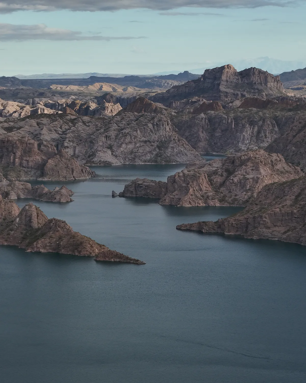 Panorámica del Lago Los Reyunos